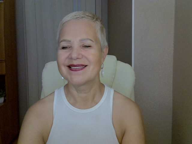 IFannyLove live cam on BongaCams