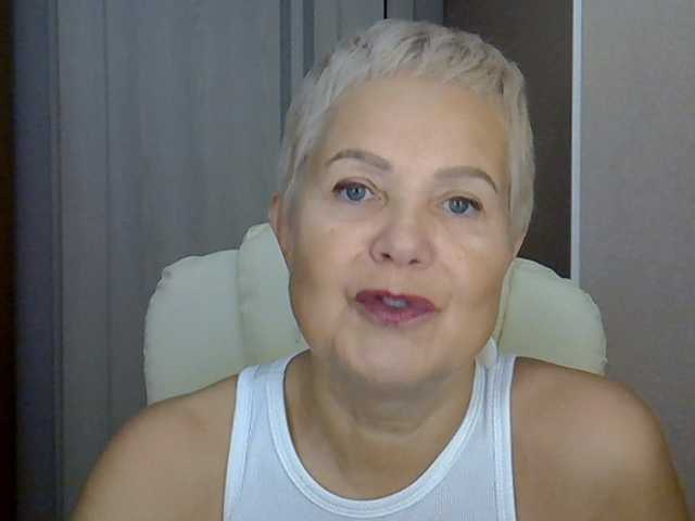 MadamMadam live cam preview