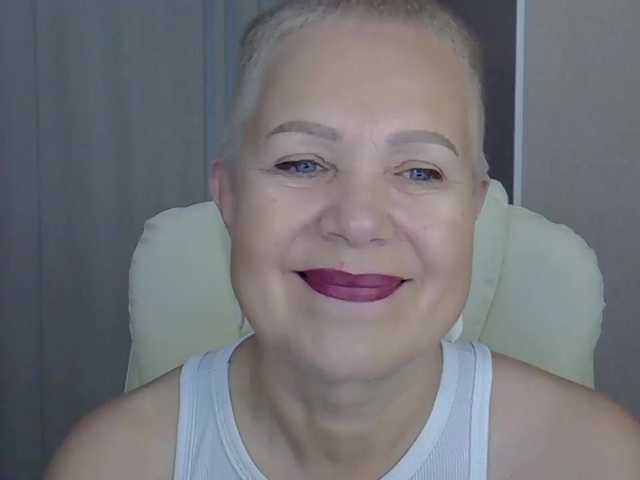 IFannyLove live cam