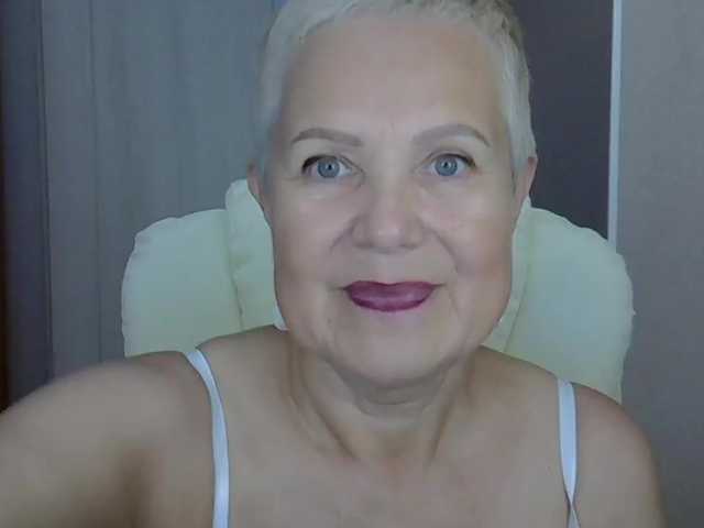 IFannyLove live cam on BongaCams