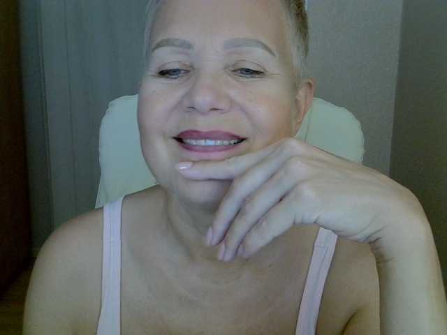 IFannyLove live cam on BongaCams