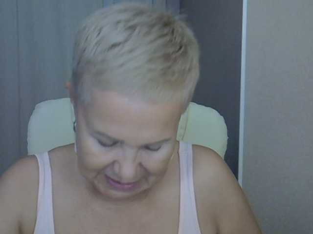 MadamMadam live webcam show