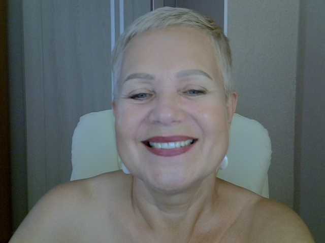 IFannyLove live cam on BongaCams