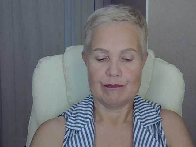 IFannyLove live cam