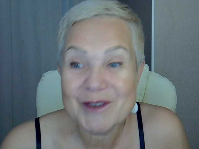 IFannyLove live cam