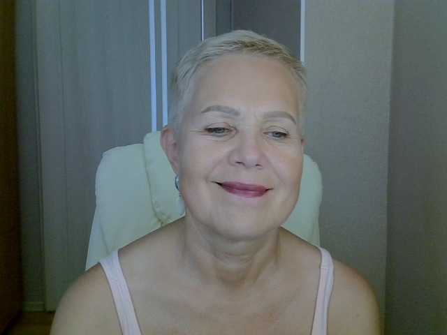 IFannyLove live webcam show