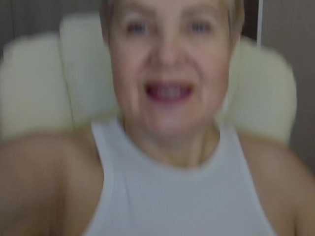 IFannyLove's BongaCams show and profile