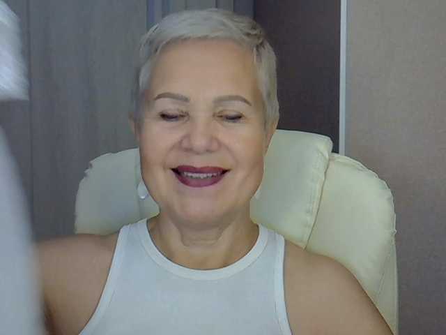 IFannyLove live cam on BongaCams