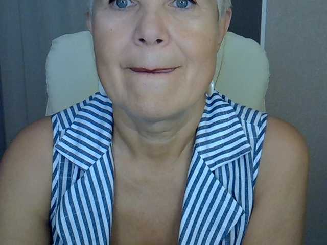 go to chat with MadamMadam
