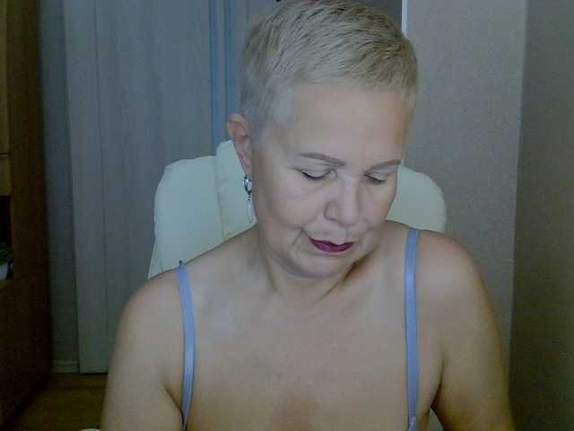 IFannyLove live webcam show