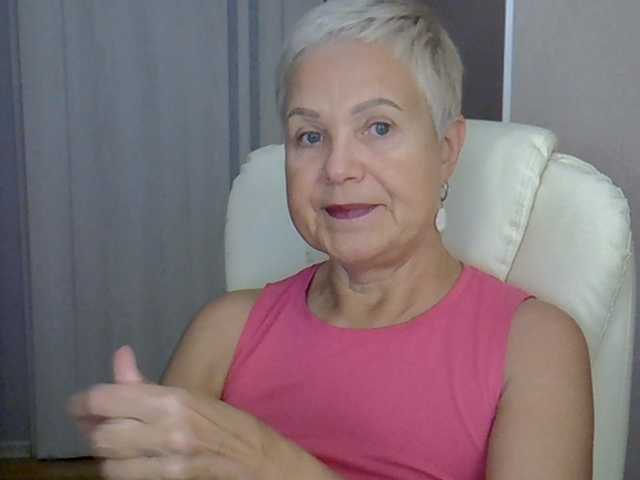 IFannyLove live cam on BongaCams