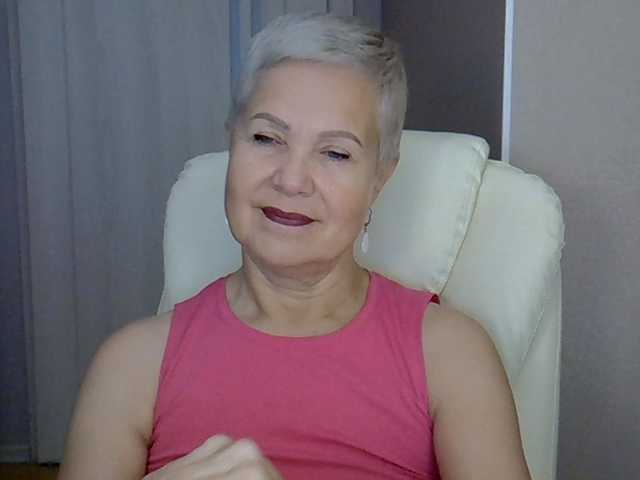 IFannyLove live cam on BongaCams