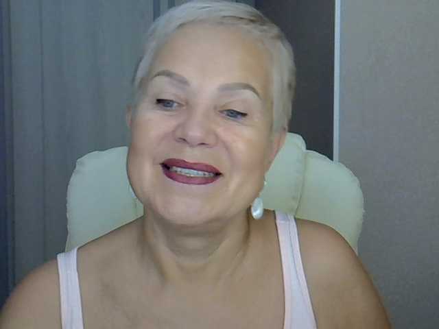 IFannyLove live cam