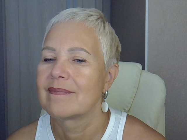 IFannyLove live cam