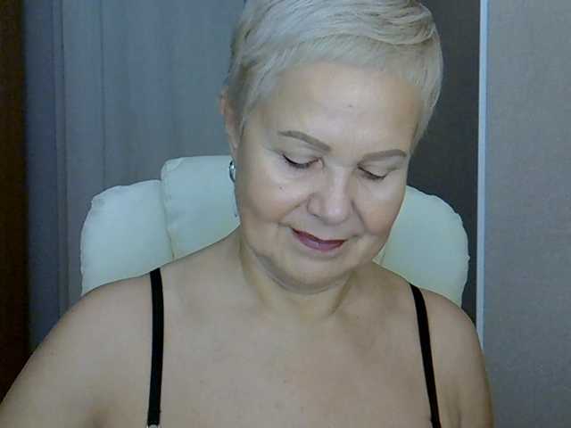IFannyLove live cam on BongaCams