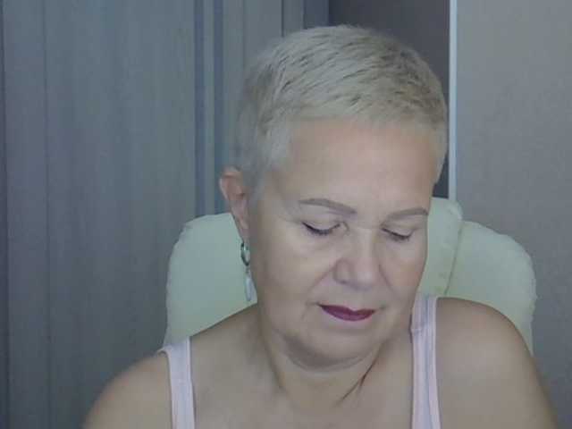 IFannyLove live cam on BongaCams