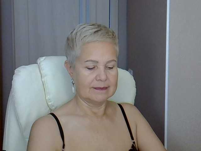 IFannyLove live cam on BongaCams