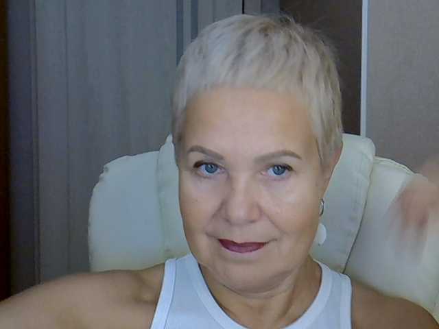 IFannyLove live cam on BongaCams