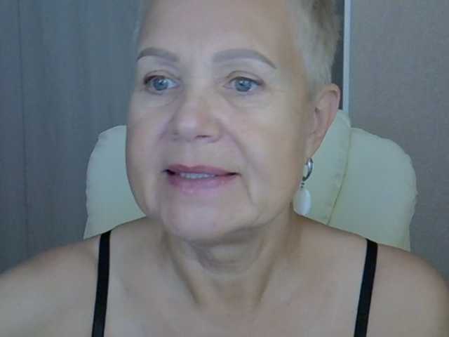 MadamMadam live webcam show