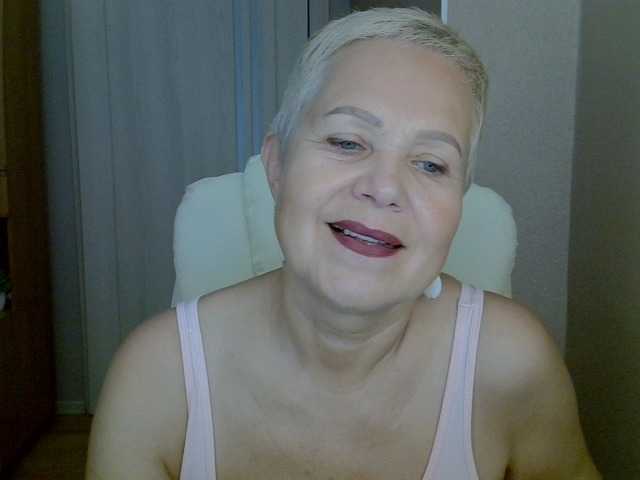IFannyLove live cam on BongaCams