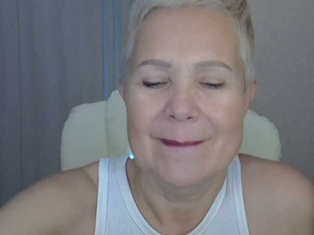 IFannyLove live cam
