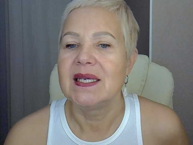 IFannyLove live cam on BongaCams