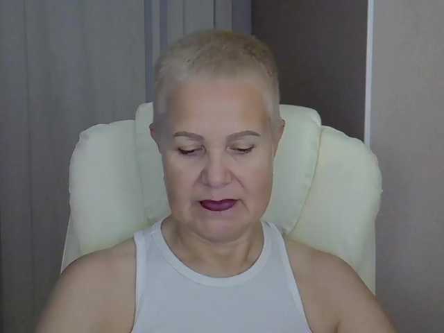 IFannyLove live cam on BongaCams