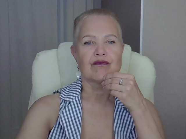 IFannyLove live cam on BongaCams