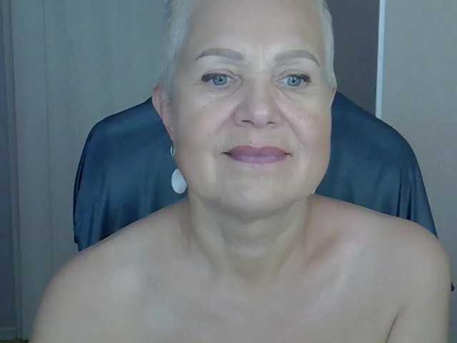 IFannyLove live cam on BongaCams