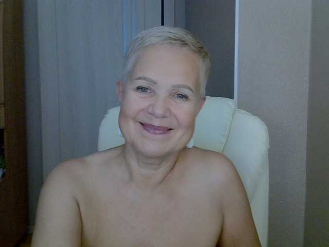 IFannyLove live cam on BongaCams