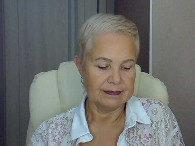 MadamMadam live cam preview