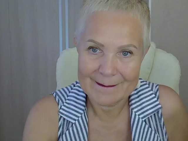 IFannyLove live cam on BongaCams