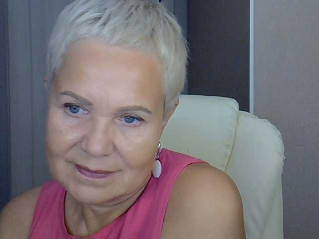 IFannyLove live cam on BongaCams