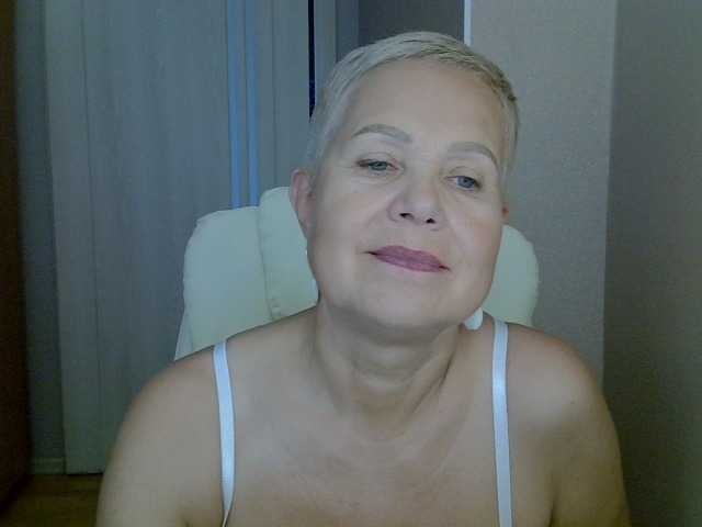 IFannyLove live webcam show