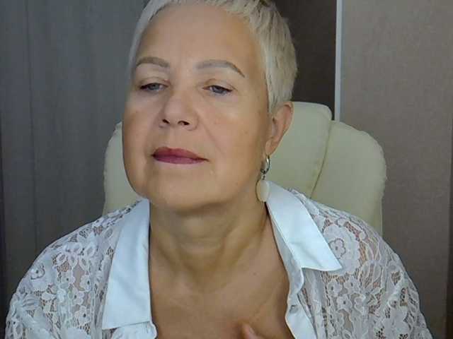 IFannyLove live cam