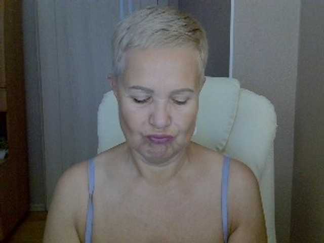 IFannyLove live cam on BongaCams