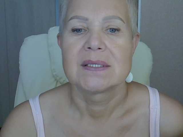 MadamMadam live webcam show