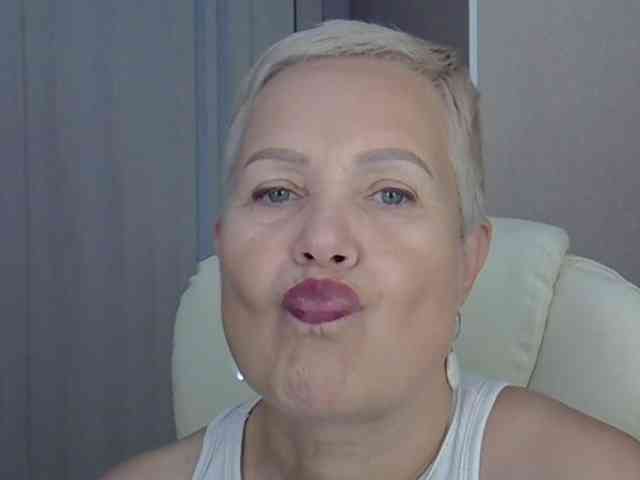 MadamMadam webcam