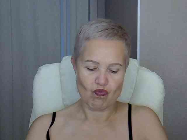 Модель: MadamMadam
