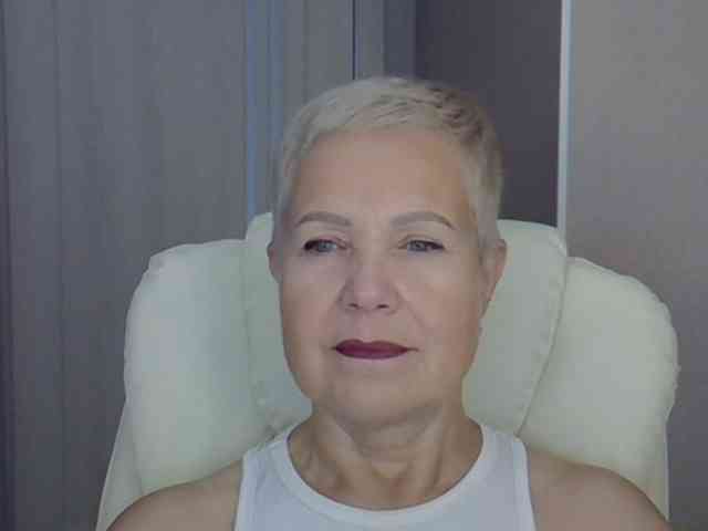 IFannyLove Live Webcam on BongaCams