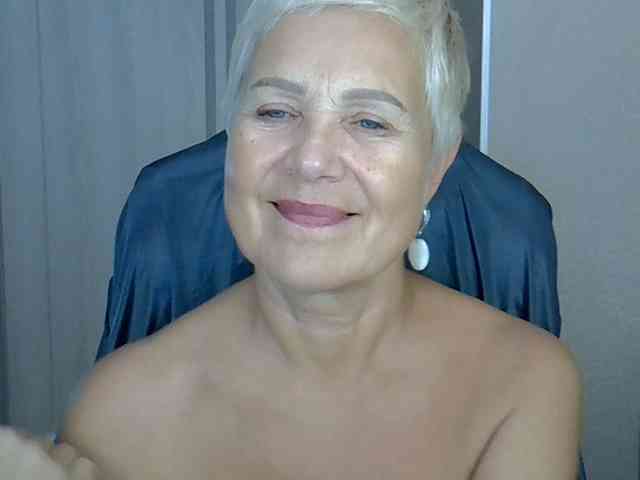 MadamMadam webcam