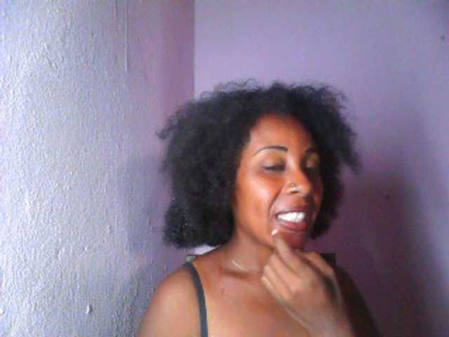 TessaLady live cam preview