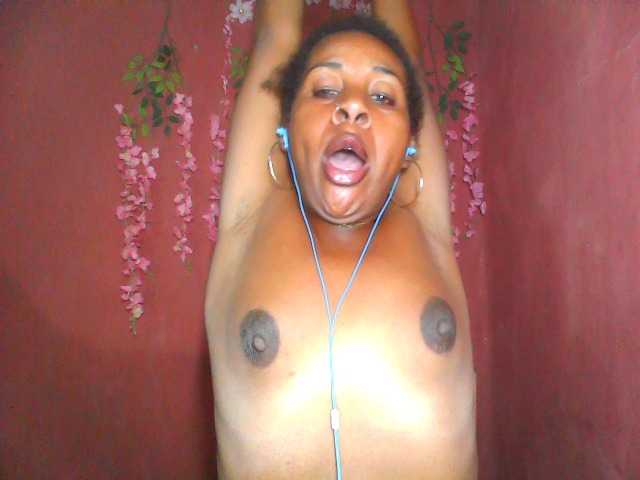 TessaLady live cam preview