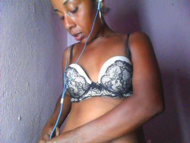 TessaLady live cam preview