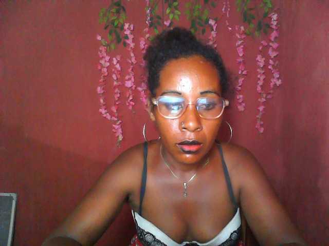 TessaLady live cam on BongaCams