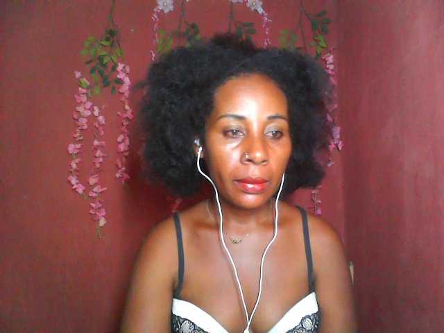 TessaLady live cam preview