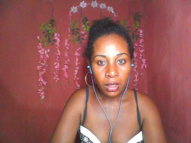 TessaLady live cam preview