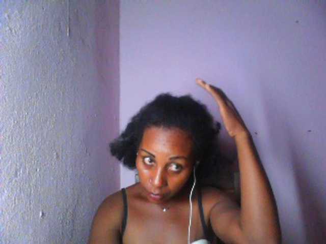 TessaLady live cam preview