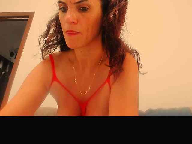 hotyyalisson webcam