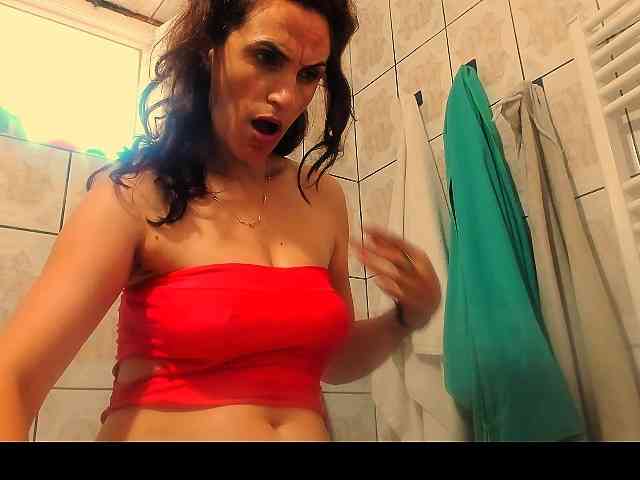 hotyyalisson webcam